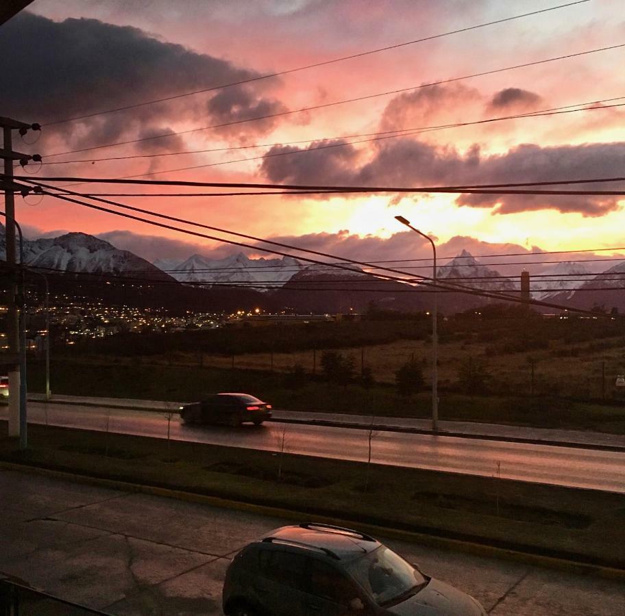 Vuelta al Mundo B&B Ushuaia Exterior foto